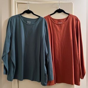 D & Co. Essentials Longsleeve Shirts Set of 2 New!